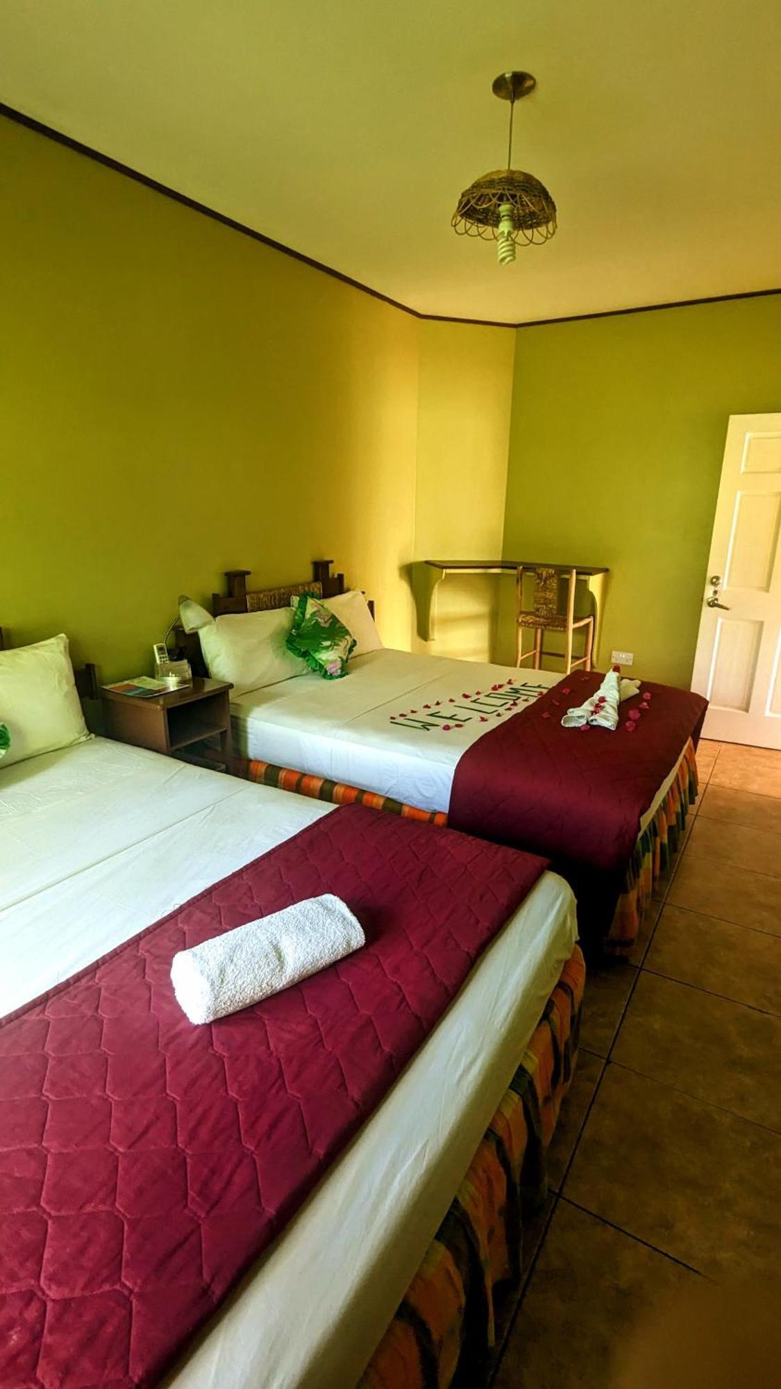 Sunset Lane Hotel Laborie ห้อง รูปภาพ